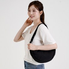 멜로우앤유 미니 라운드 반달 데일리 크로스백