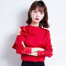 공작도시수애블라우스