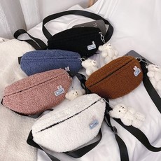 쭌아 뽀글이 크로스백 양털 가방 슬링백 힙색