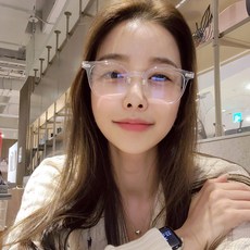 뿔테안경+코받침