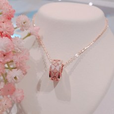 로제도르클로버목걸이