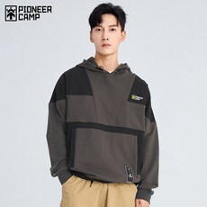 e957d4d93e8722586639d1d19877182a191d1edf5fc8d13c2dae4d3a44be.jpg