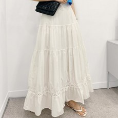 펀칭레이스스커트