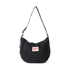 마스마룰즈 Halfmoon cross bag _ Black