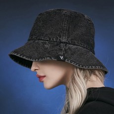 85215cf580a65749ee4c0bec773fb4cfc7c549c98f7952f80ec1826660e6.jpg