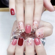 7살네일붙이는거