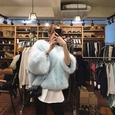 복실복실 루즈핏 페이크퍼 앙고라 니트티 9부 오버핏 데이트룩 크리스마스 룩북 데일리룩