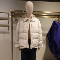 a1a010e75806b9fdeb1175775a7b13d18d933a41d9aca48a2f026176ac0b.jpg