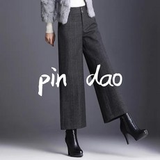 4ff0cd1901aacfd8515b6e366f60431a0f40099af805c23fd2df3d5bd641.jpg