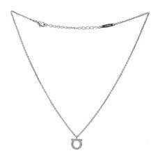 페라가모간치니뱅글시계