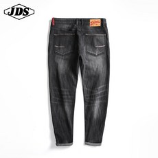 d61a22fc3f0705ffe82f354c4834781649e9d30f0be4ab8b12ee22ac5216.jpg