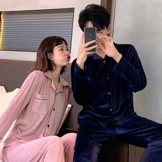 더반하다 모던 벨벳 커플 수면잠옷 세트
