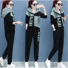 7c0ad01dba0ff41ffbade28a55fd37f3dcf0b8bad084e2a4c9b496cd86e7.jpg