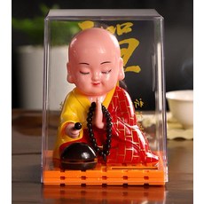 목탁치는 스님, 빨강스님 대형