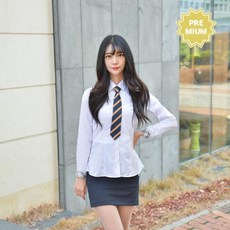 b7f992b159d209ae313a52ea751f3e21f553cd3c2537ef8f9a671f15cd72.jpg