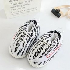 특이한 스니커즈 슬리퍼 푹신 방한거실화 커플실내화