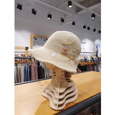 써스데이아일랜드모자