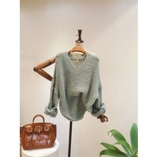 덤블 굵은 짜임 루즈핏 브이넥 니트