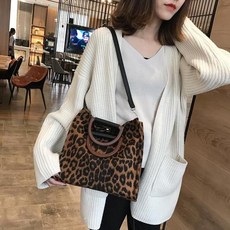 2e47194d5281d5f4ee43b8be23997f377dfbab6e4a87683d22f82db6a227.jpg