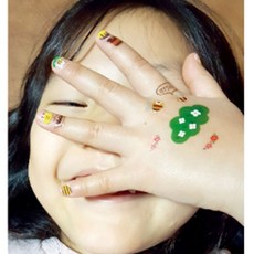 유아지워지는메니큐어