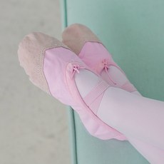토슈즈실