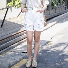 화이트진반바지