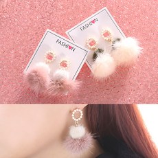 kirakirashop 진주 폼폼 퍼 귀걸이_AEA1522 귀걸이