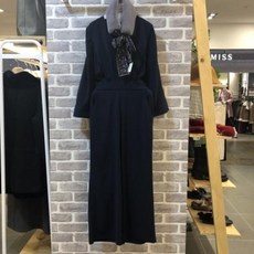 레코브점프수트