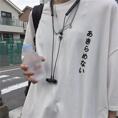 남녀공용 여름 티셔츠 한국 하라주쿠 심플한 레트로 일본 캐릭터 프린트 상의 느슨한 반팔 트렌드 빈티지 셔츠