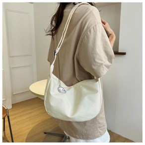 루톰 여행용 크로스백 반달 미니백 가방