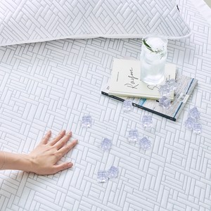 쁘리엘르 듀라론 아이스 블록 냉감 패드, 화이트