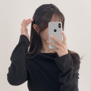 블루씨티 모던 꼬임 실크 와이드 반다나 새틴 헤어밴드 머리띠