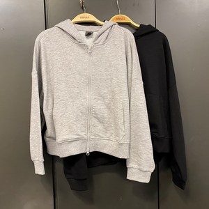 유솔 동아백화점 수성점 [2024 FW 시즌 신상] 깔끔하고 고급스러운 쮸리 크롭 후드 집업 ULJM24W51