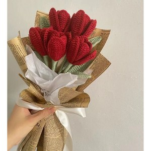 애니 스터프 니트꽃다발 완제품 뜨개질꽃다발 시들지않는 특별한꽃다발, 레드 튤립 니트꽃다발, 1개