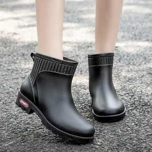 여성 단목 장화 장마 패션 레인부츠 미끄럼방지 키높이 장화 주방장화 슬림소녀 Women's rain shoes