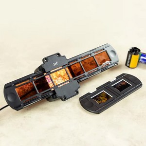 피코툴즈 필름 스캐너 키트 35mm 변환 스마트폰 DSLR 겸용 필름 홀더 + LED 조명 포함