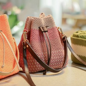 털실나라 DIY 미니복조리 만들기 세트 뜨개가방 패키지 뜨개질 코바늘가방, 47말린장미1볼+48인디핑크1볼+49핑크베이지1볼, 블랙