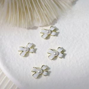 러브엘렌 925실버 화이트 리본 진주귀걸이