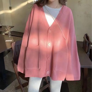 NEW 여성 브이넥니트/니트 가디 건데일리룩/오버핏가디건/단추가디건/패션캐주얼/포켓 디자인/봄여자가디건