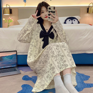 SweetieHobby 원피스 잠옷 공주 홈웨어 수면잠옷 여성 파자마 루즈핏 오버핏 편한 라운지웨어 실내복 블랙꽃무늬