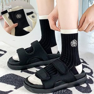 여성양말 고품격 명품 흑백 컬러 동백꽃 자수 까멜리아 골지 양말 4켤레
