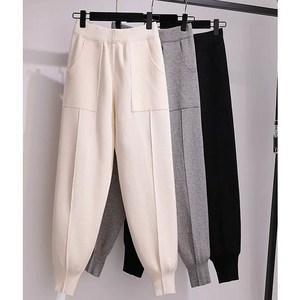 꾸안꾸 겨울 따뜻 여성 조거 밴딩 니트 팬츠 아이보리 포켓 두께감 도톰 조직 탄탄
