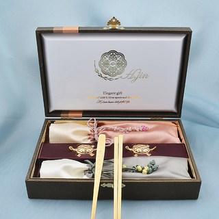 현진 백수백복 골드티타늄 B스타일 수저세트, 랜덤 발송, 티타늄수저 2벌 + 받침 2p + 비단주머니 2p + 케이스, 1세트