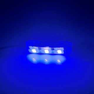 어항 조명 USB 사용 모습