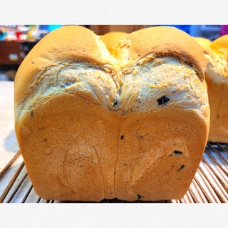 삼립 초당 옥수수크림 소보루, 105g, 10개 구황작물빵 13 무설탕 현미 비건식빵 520g (농림부 가루쌀 사용) 식물성 재료만 사용(버터 계란 우유 무첨가) 비건빵 쌀빵 채윤당, 1개