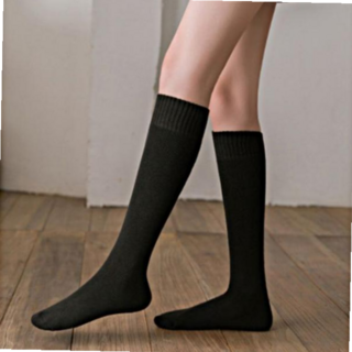 스타일리쉬한 겨울털 니트 반스타킹