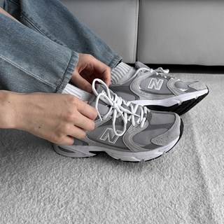 국내매장판 뉴발란스 530 그레이 남녀공용 운동화 러닝화 MR530CK