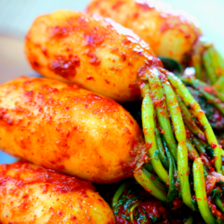 초롱무김치 총각김치 알타리 달랑 무 국내산, 2kg, 1개