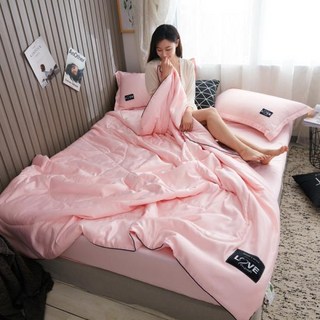 하이엔드 편안한 여름 더블 퀼트 얼룩 실키 이불 침구 세트