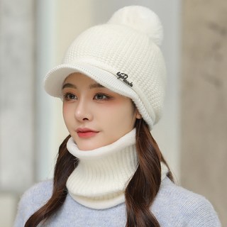 랄라닷여성방울털모자